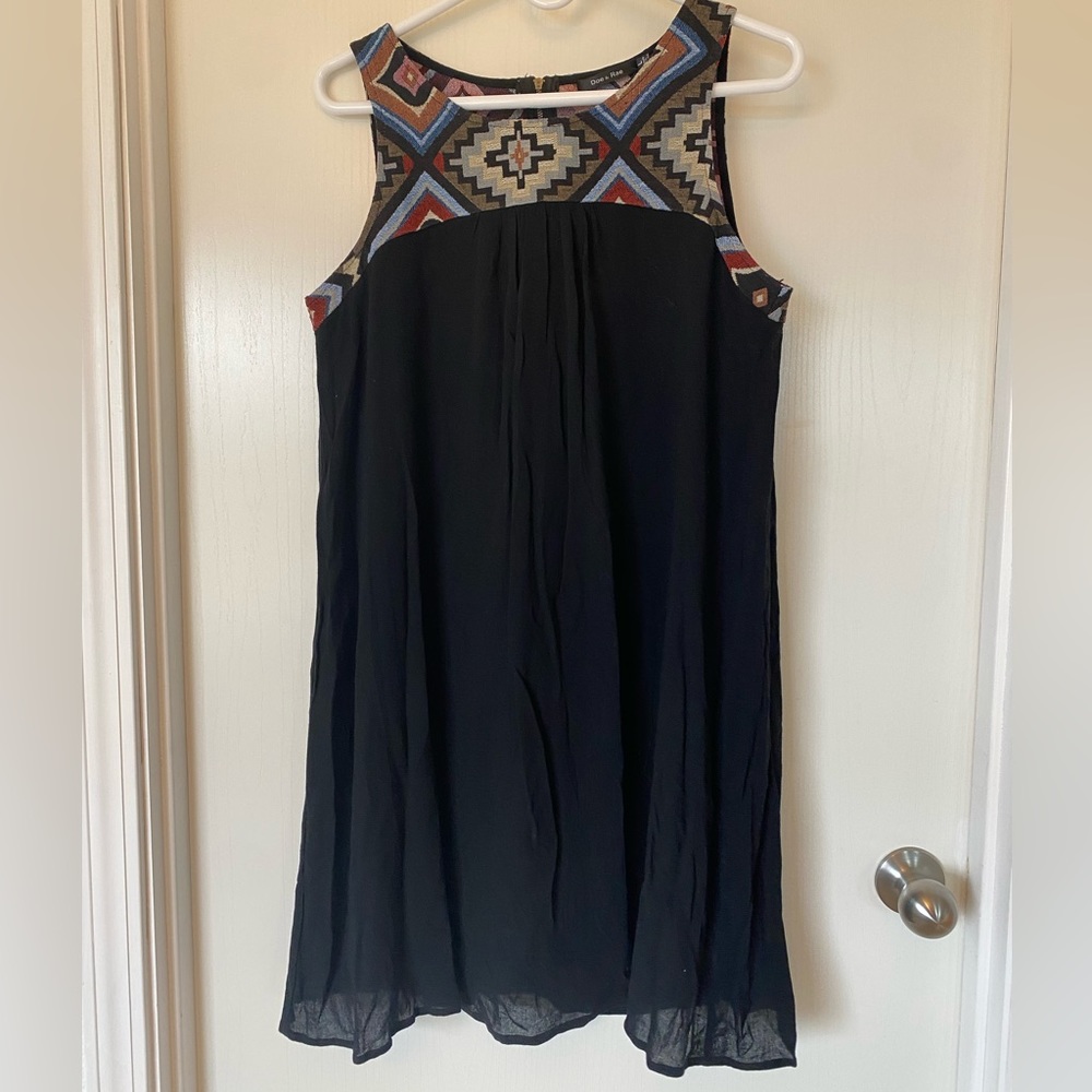 DOE & RAE Aztec black dress